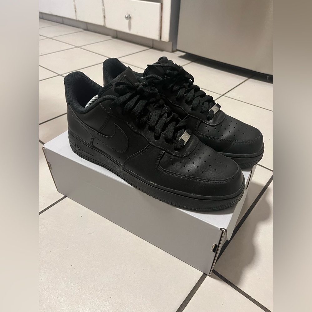 triple black af1 size 11.5 with box